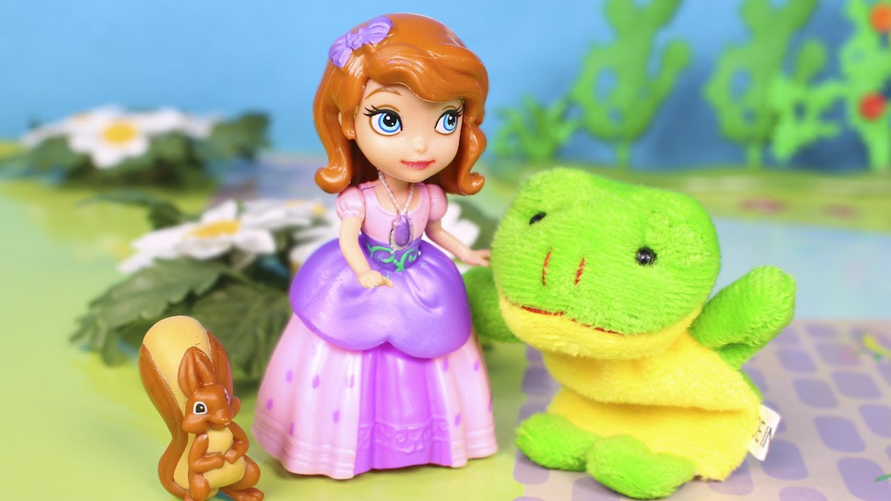👑 PRINCESA SOFIA 👑 Sofía encuentra un sapo encantado en el bosque Cap 1 | Princesa Sofia Español
