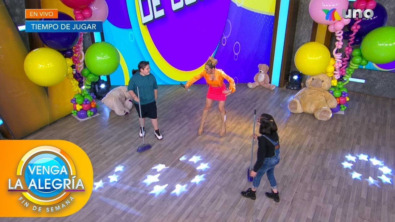Jugamos con los pequeños de MasterChef Junior en la rueda de las escobas. | Venga La Alegría