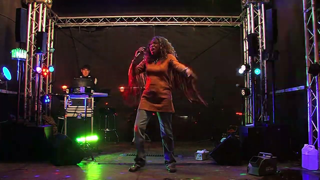 Lori Glori Live- DJ BoBo Medley- Falkensee 08.10.2022