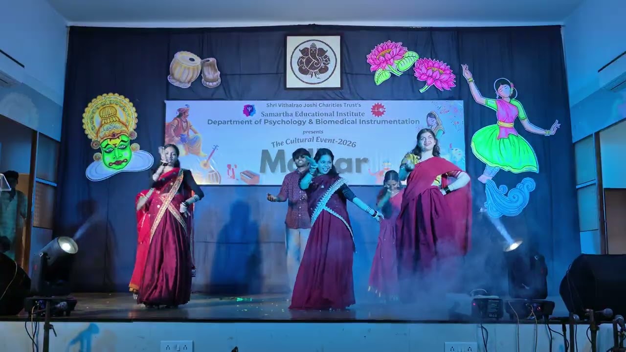 Ahirani puge dance video