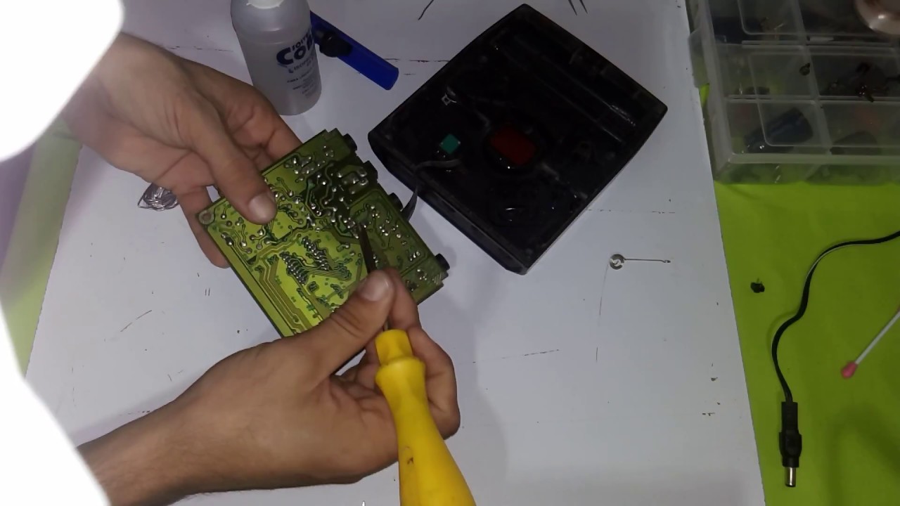 Reparo em Pedaleira ZOOM 505 II - Troca de Push-buttons