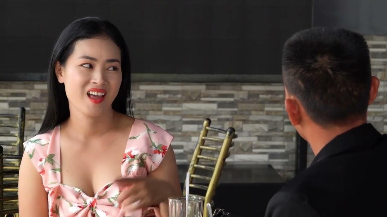 BÁN VÉ SỐ GẶP NGƯỜI YÊU CŨ | Tập 55