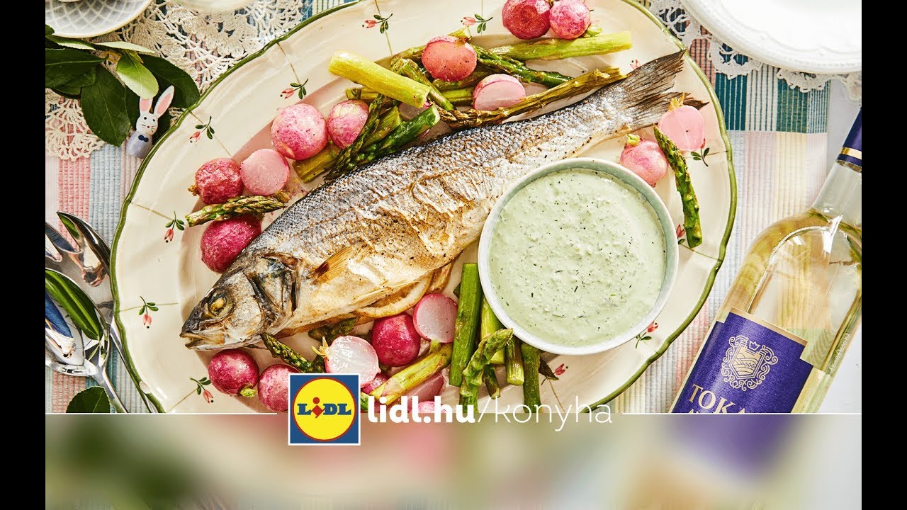 Mautner Zs&oacute;fi - Eg&eacute;szben s&uuml;lt tengeri s&uuml;g&eacute;r tavaszi fűszerm&aacute;rt&aacute;ssal | Lidl Konyha