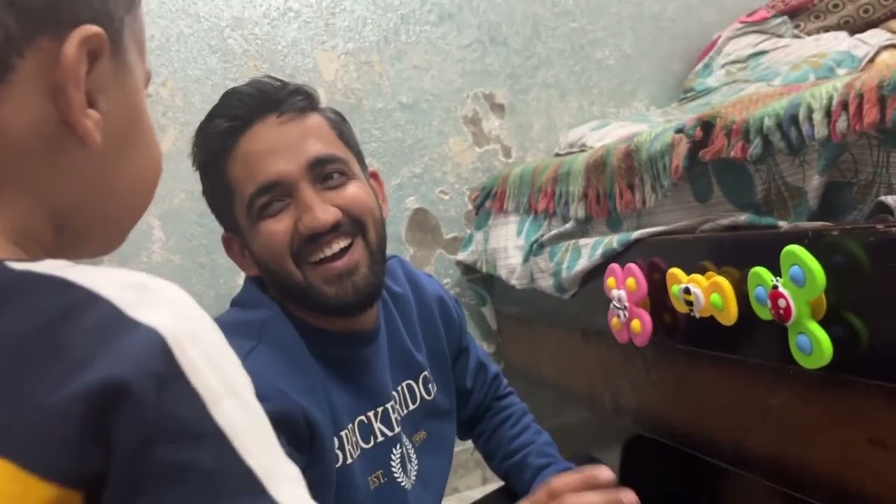 Mama Daivik or 🦖 Dino