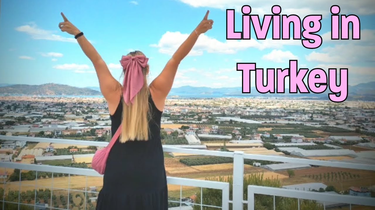 Expat Life in Turkey: Cosy Stormy Night & Exploring Coffee Shops in Çalış Beach & Fethiye