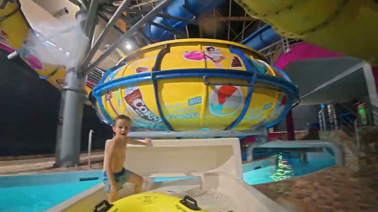 CRAZY TUBE And MAGIC TUBE Water Slide Aquapalace Praha, Space Bowl (Trichterrutsche) #aquapark #CZ