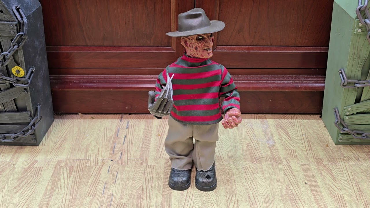 Gemmy Mini Horror Characters Freddy Krueger Review
