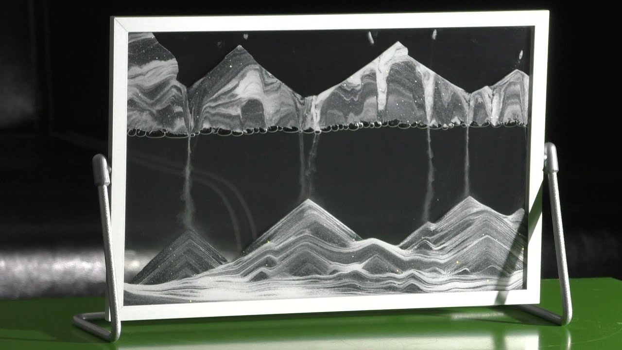 Moving Sand Art picture - timelapse 25x