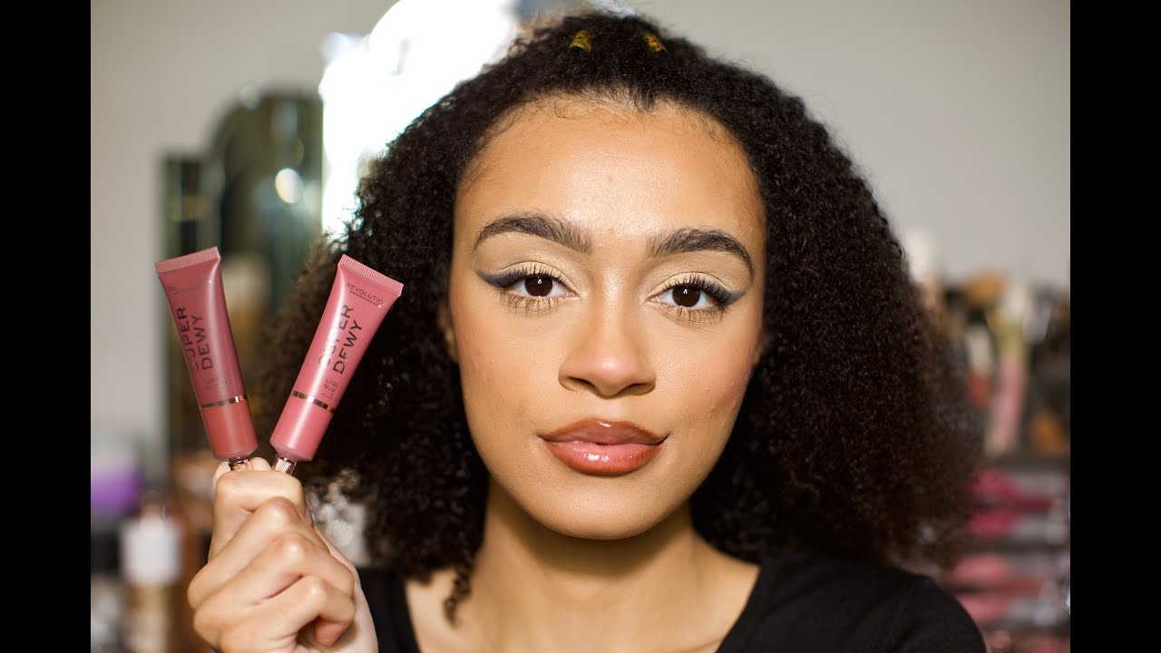 NEW MAKEUP REVOLUTION SUPER DEWY LIQUID BLUSH