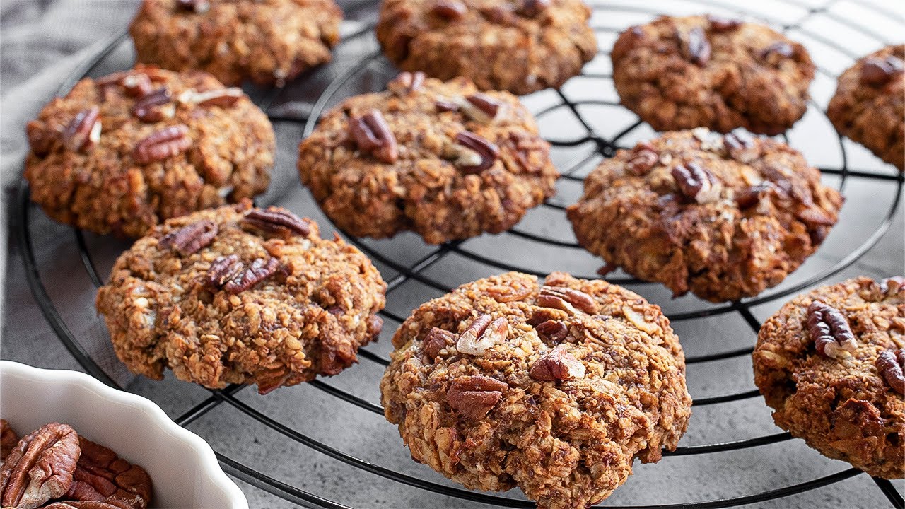 CHEWY OATMEAL COOKIES (with Pecan)