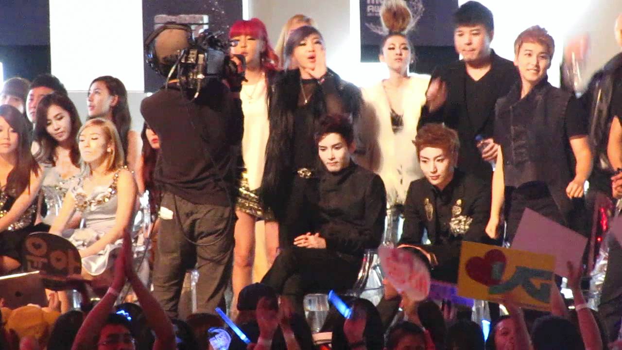 MAMA 2011 - [Other Artist Focus] Will.i.am, apl.de.ap ft CL(2NE1) - Where is the love [FANCAM]