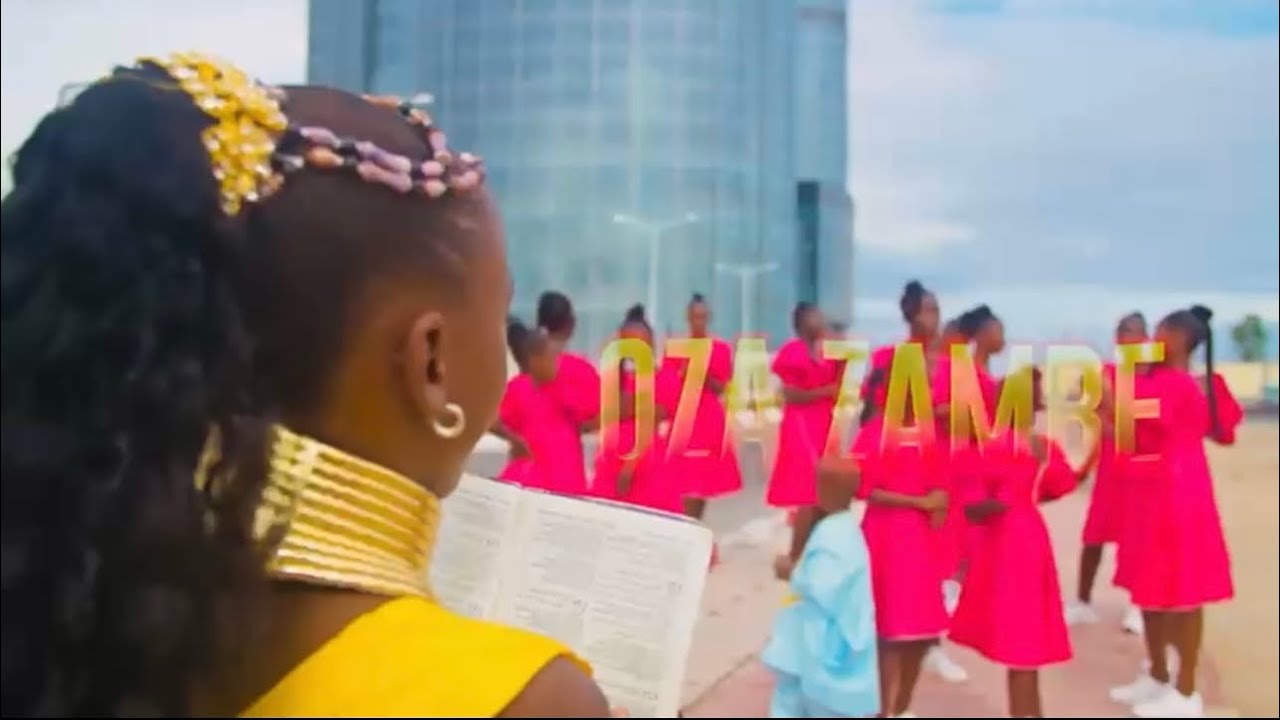SINGLE  D'UN  ENFANT  DE  L'ECODIM  DE  FEPACO BRAZZAVILLE