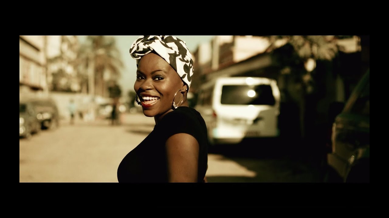 Ary - Pelo Menos 50 ft Titica [Official Video]