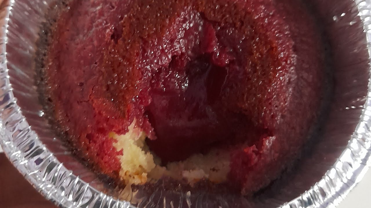 Trying Dominos Red Velvet Lava Cake | Indiehomekitchen #review #shorts