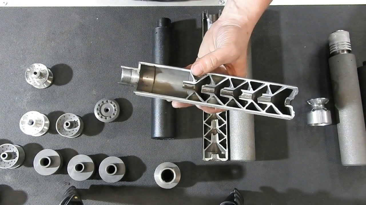 Глушитель в разрезе. РДТ в разрезе. Silencer in section. Model sample 2017.