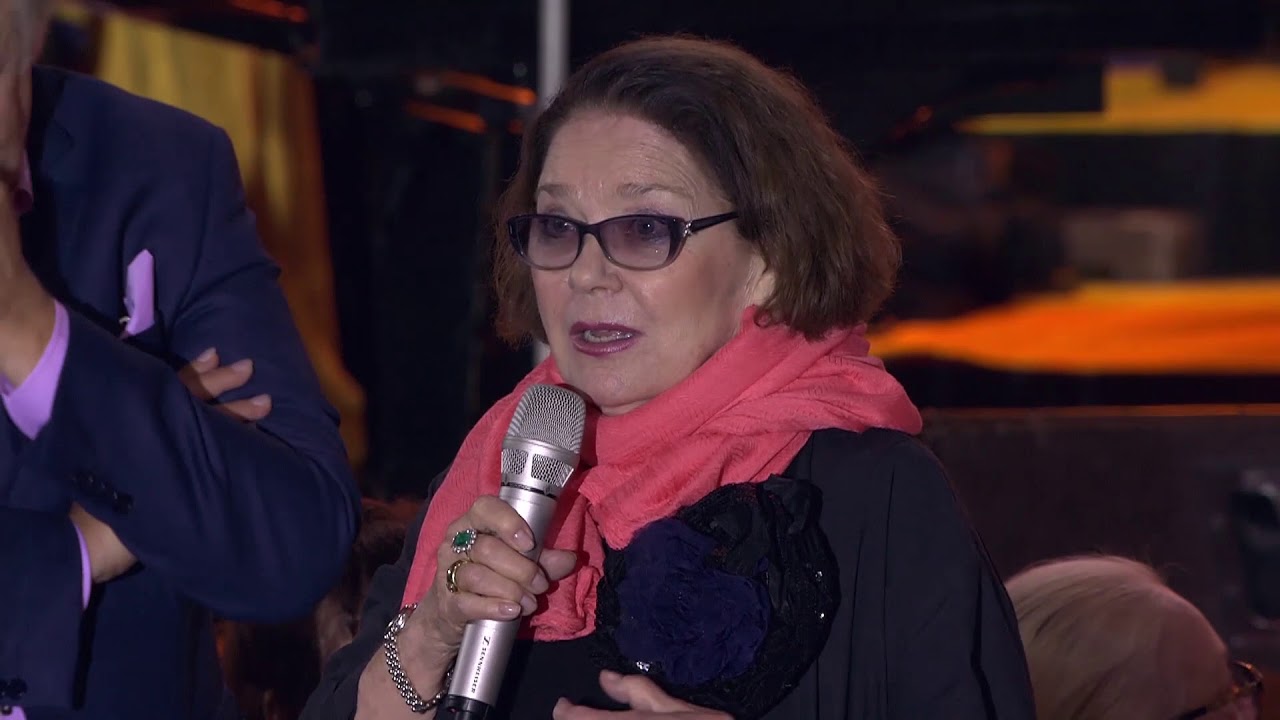 Лариса Голубкина 