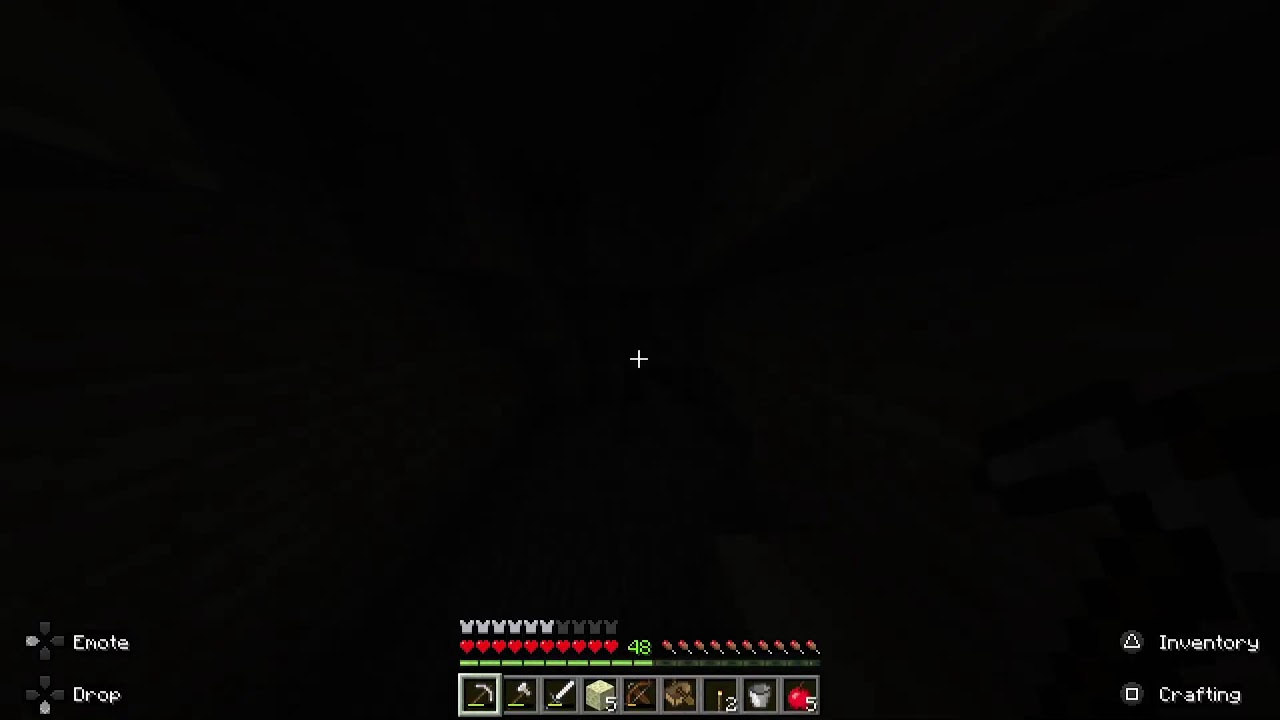 Playing a Minecraft peaceful until iget scared pt2