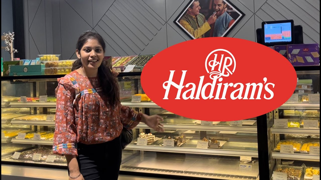 Reviewing Haldiram’s @ Nehru Place | Exciting offers | Vlog #18