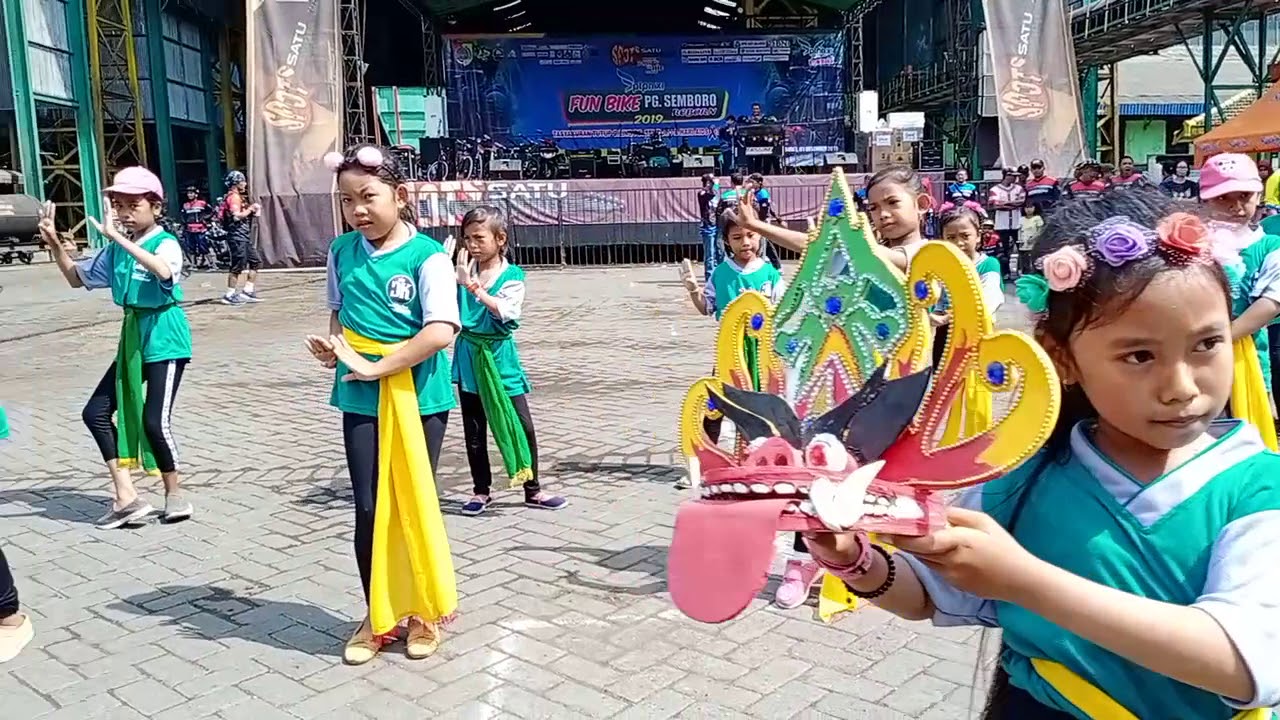 Flashmob Sanggar Tari Candra Kirana