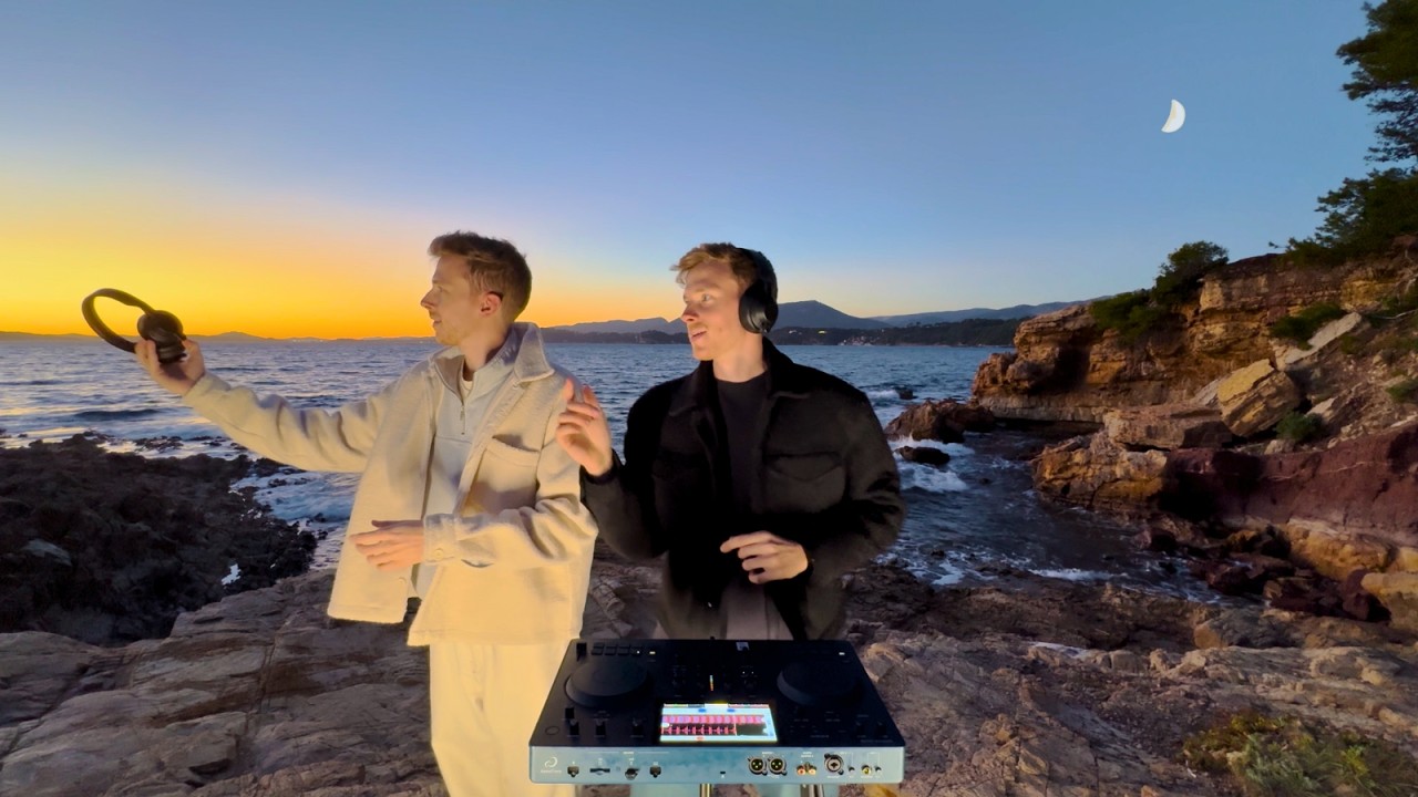 MELODIC HOUSE Ocean Sunset Mix in the French Riviera | Settow