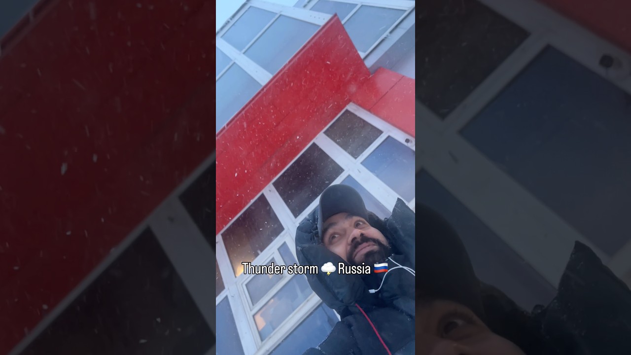Thunder storm 🌩️ in Russia 🇷🇺 heavy snowfall 