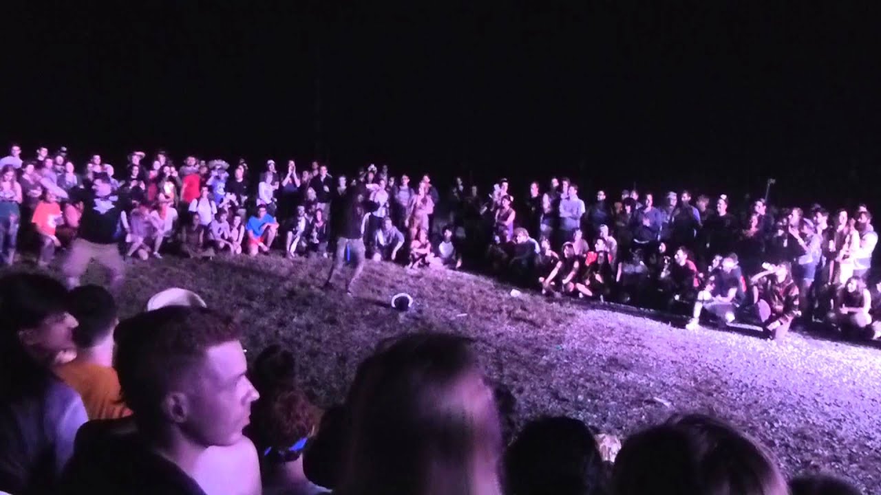 Dan Deacon Live at Firefy 2013 - Dance Off (