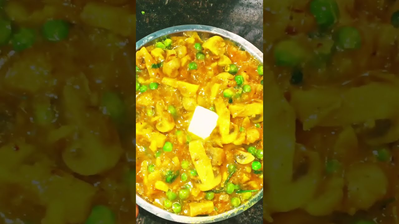 Restaurant style matar- mushroom🍄 masala sabji! Ungaliyaan chaatate raha jayenge😋
