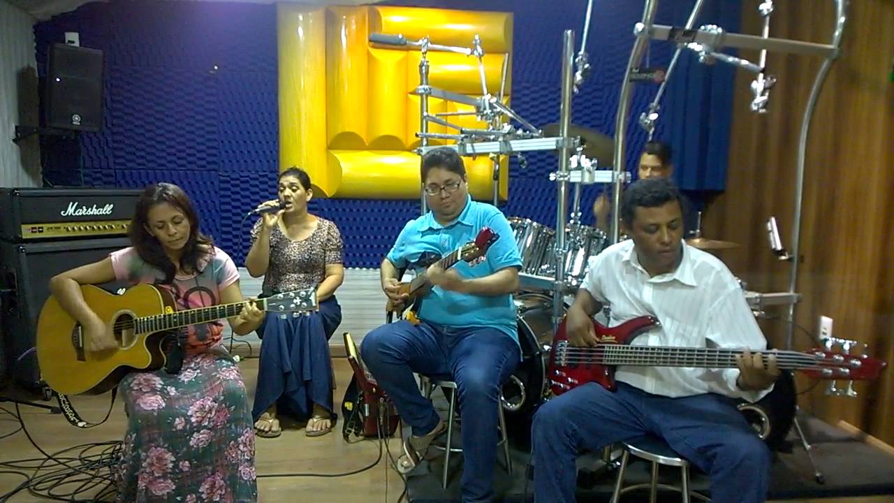 Acima das estrelas – Saudosa Lembrança (Shirley Carvalhaes)