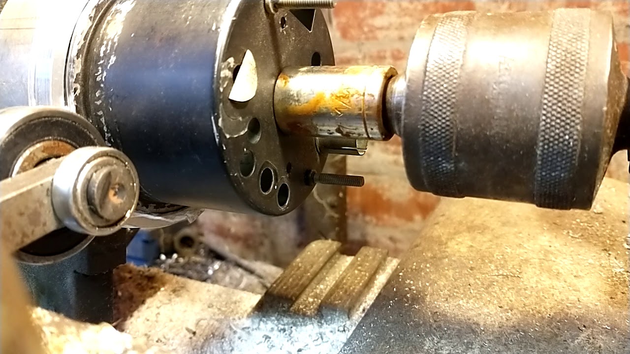 Fitting a rolled-on bezel to a Smiths tachometer