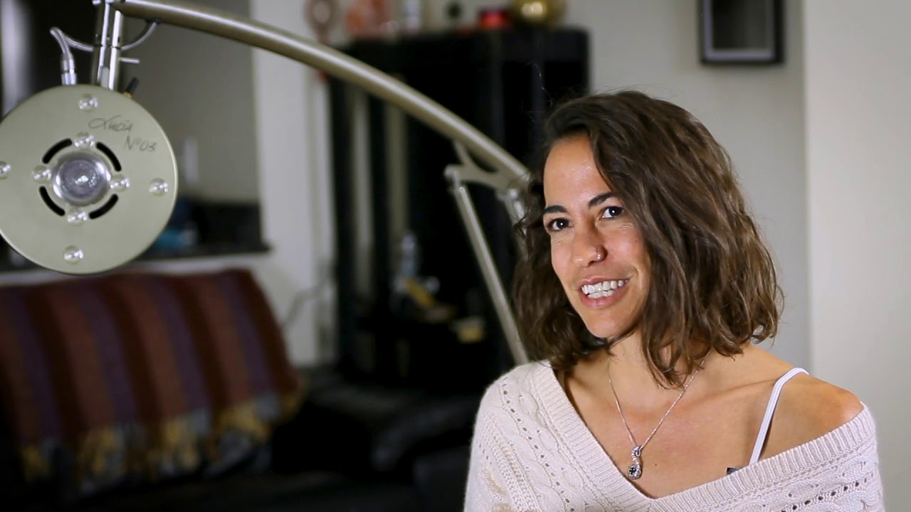Lucia N°03 Light Experience Introduction with Allison from Traveling Light