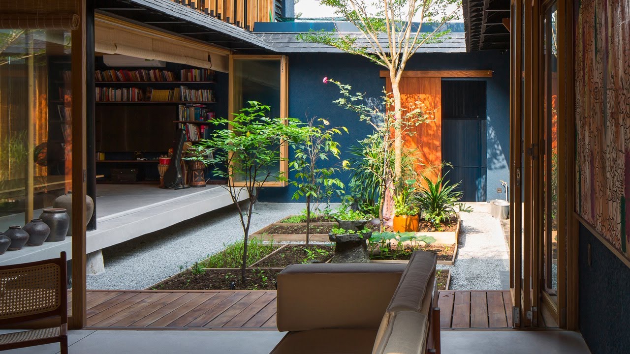 A Tranquil Vietnamese House With A Courtyard
