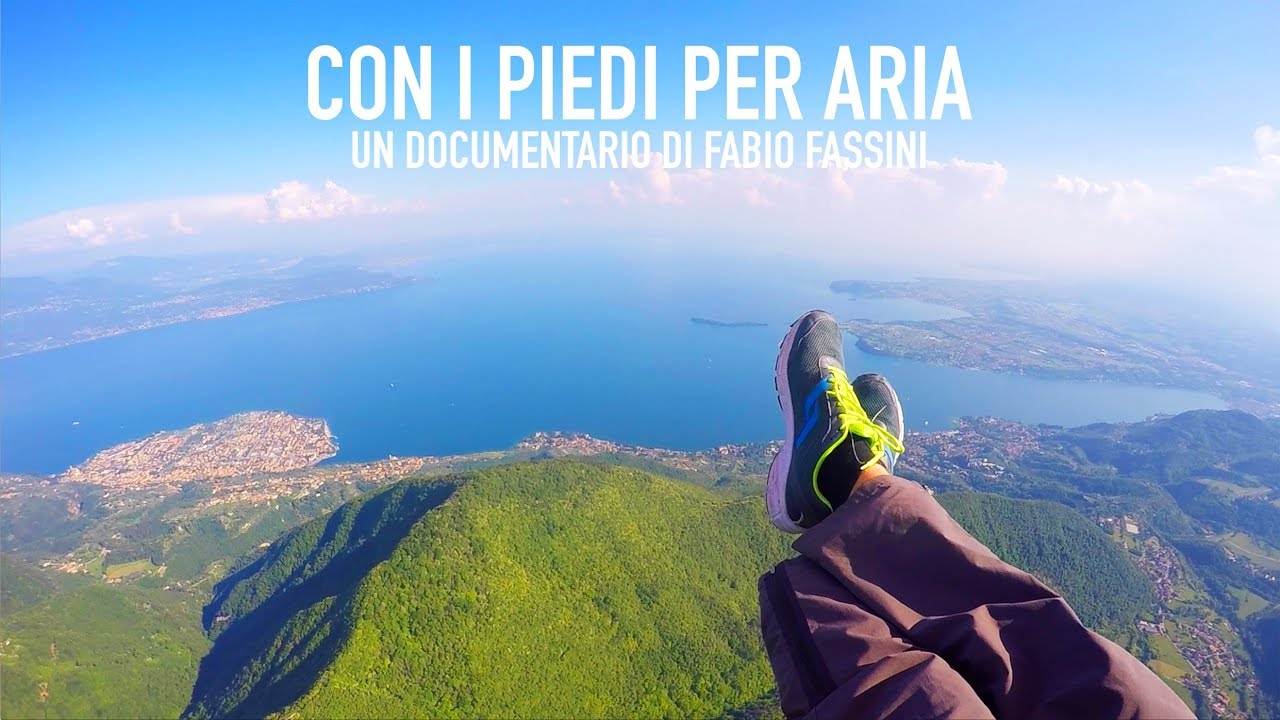 Con i piedi per Aria