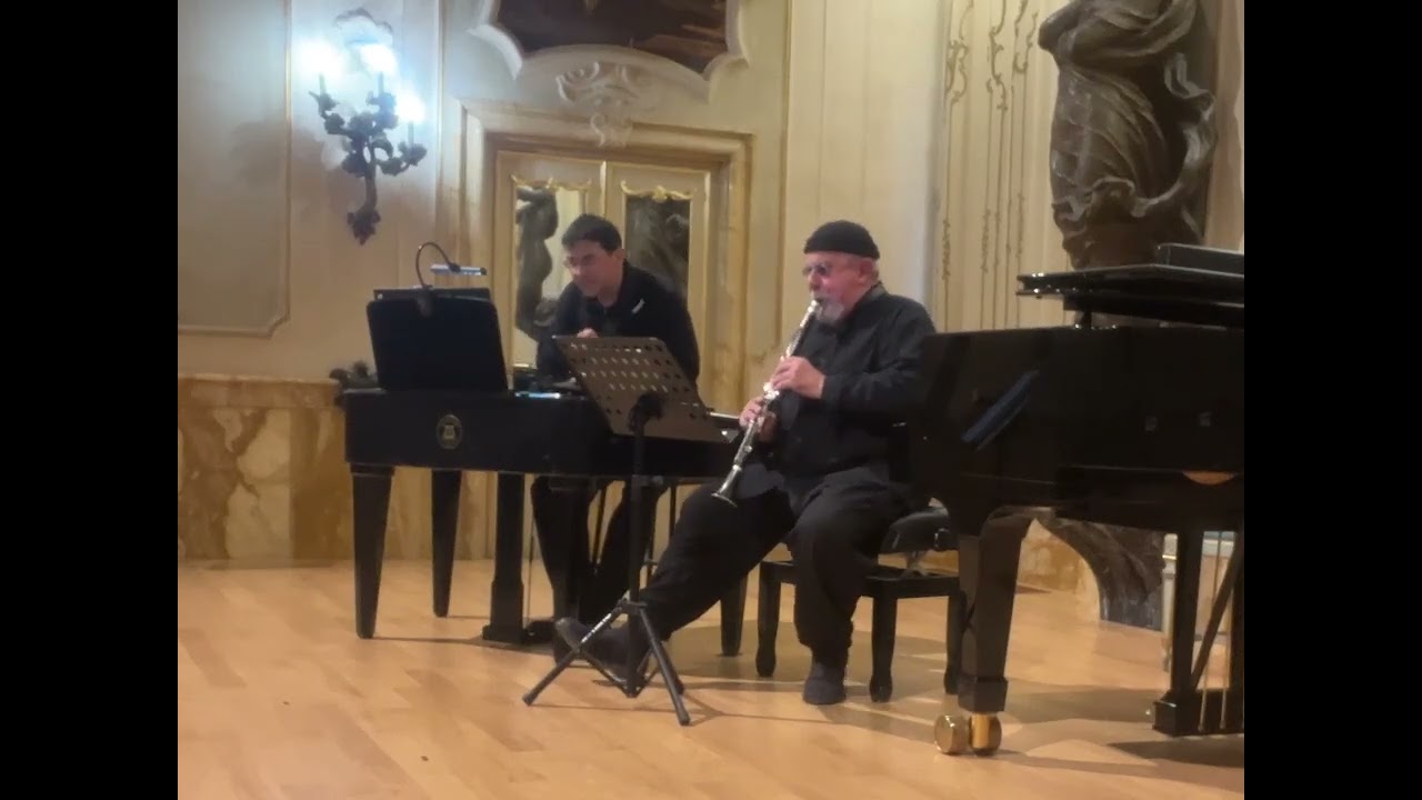Paolo Ravaglia & András Szalai play: Kurtág