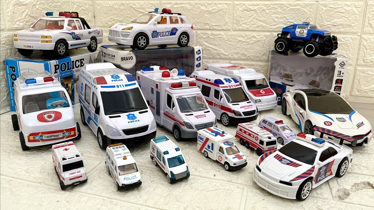 Mobil Mobilan Ambulance, Police Car Toys and Ambulance Car, Sirine Baru Mobil Ambulans