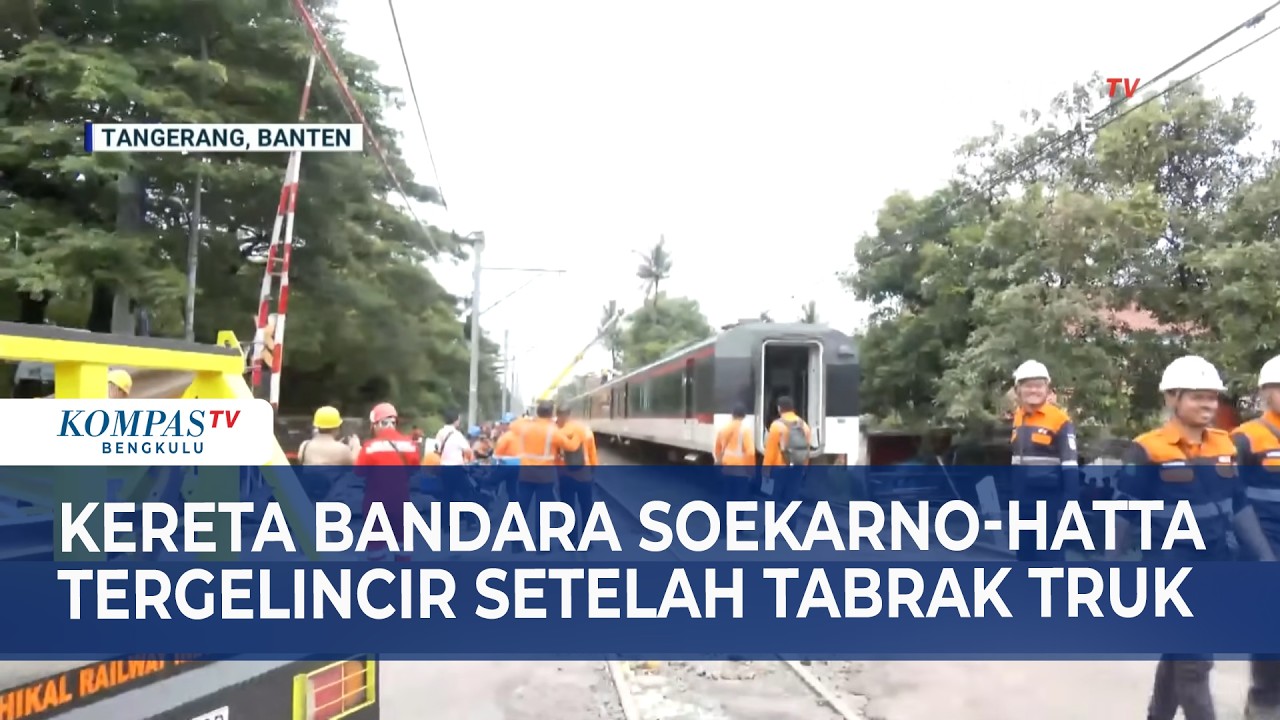 Kereta Bandara Soekarno-Hatta Tergelincir Setelah Tabrak Truk