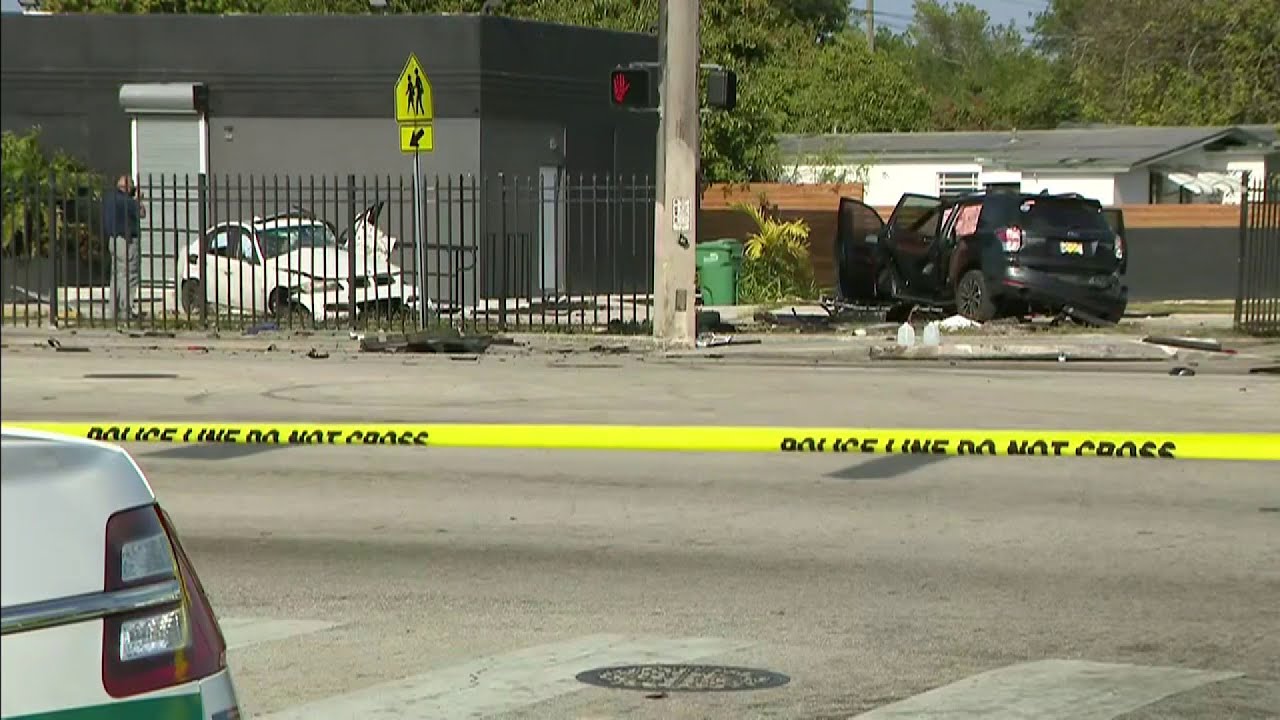 Car crash in northwest Miami-Dade sends 3 children, 1 adult to hospital