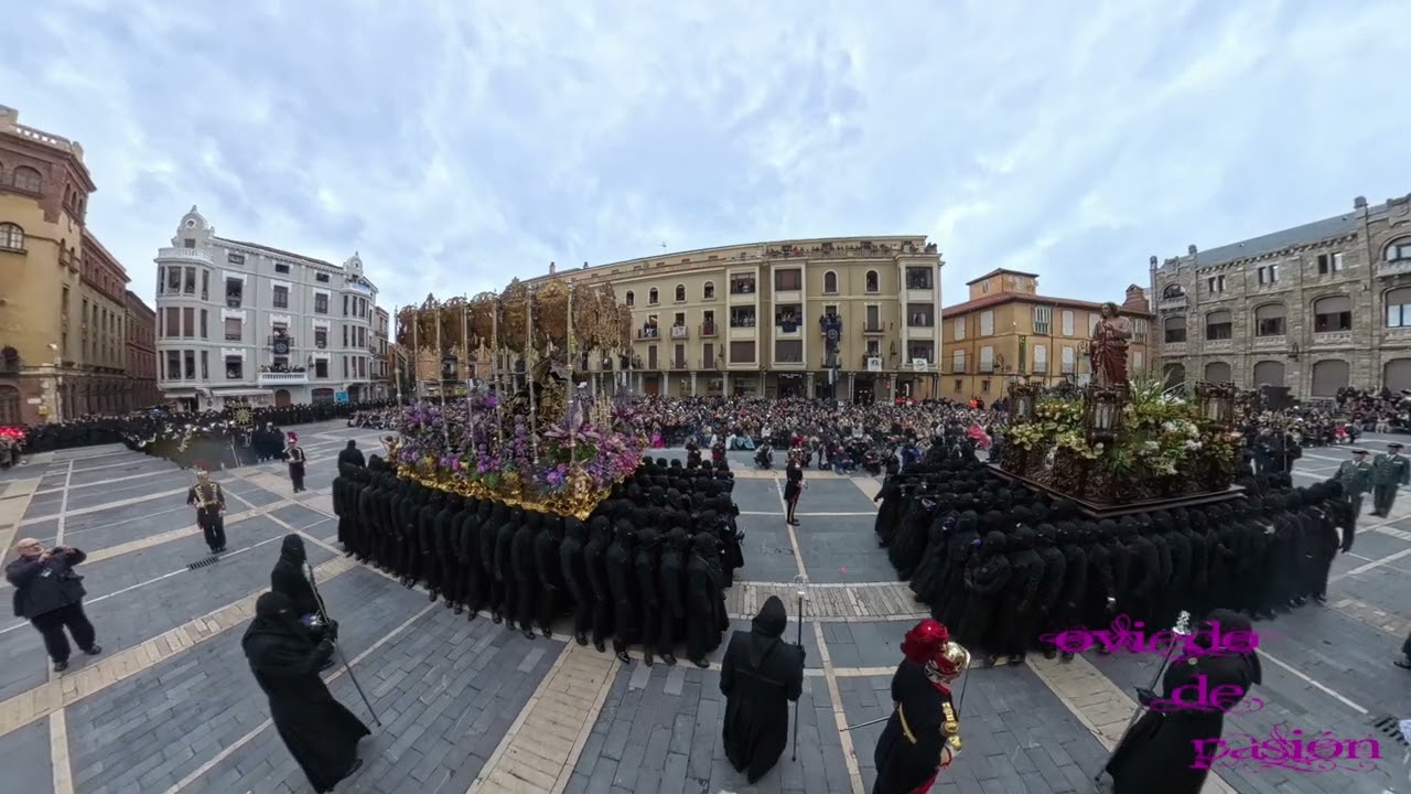 El Encuentro . Procesión de Los pasos . León 2025