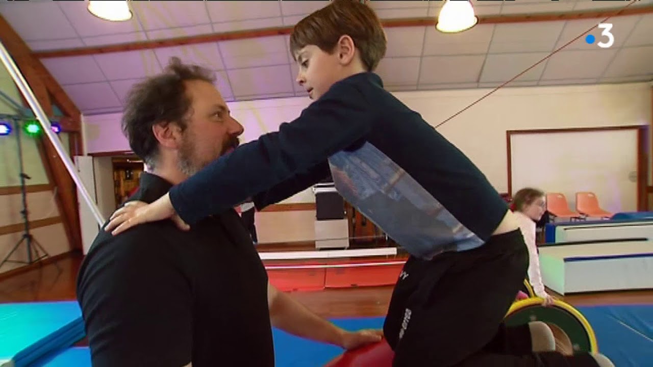 L'école du cirque de Gouville dans l'Eure (1/4)