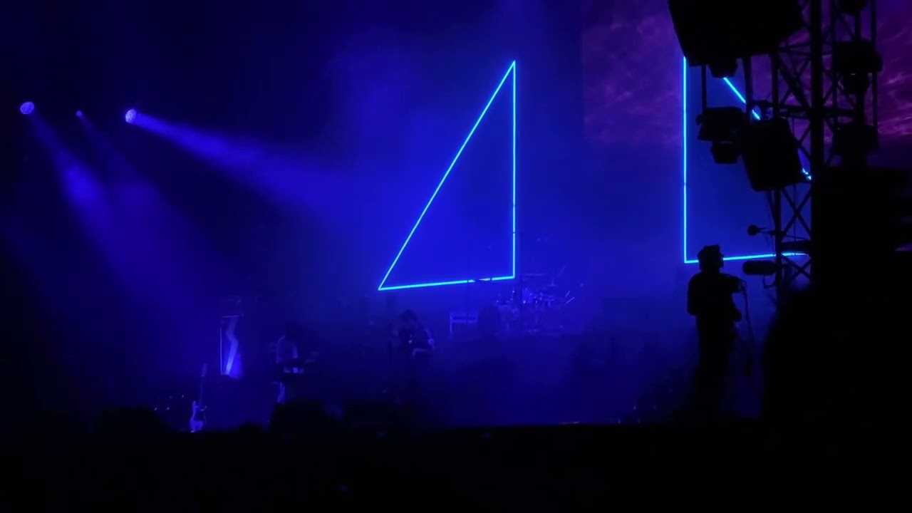 The Strokes live in Paris, August 2023 - Ask Me Anything