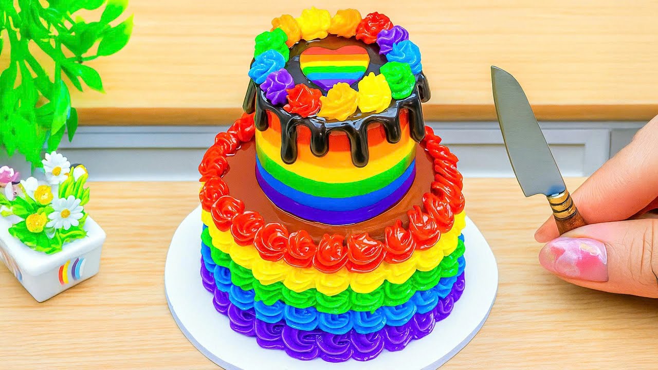 Satisfying KitKat Rainbow Cake Challenge | Best Chocolate Cake Decoration Ideas | Sara Mini Cake