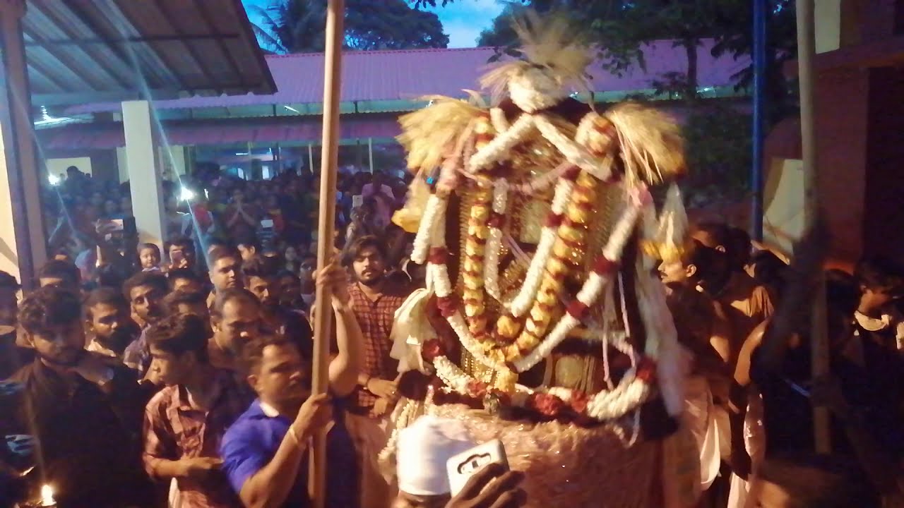 Kurattikadu Pattambalathil ammayude vithedeel chadangum yathra chodikalum part 2, കുരട്ടിക്കാട്