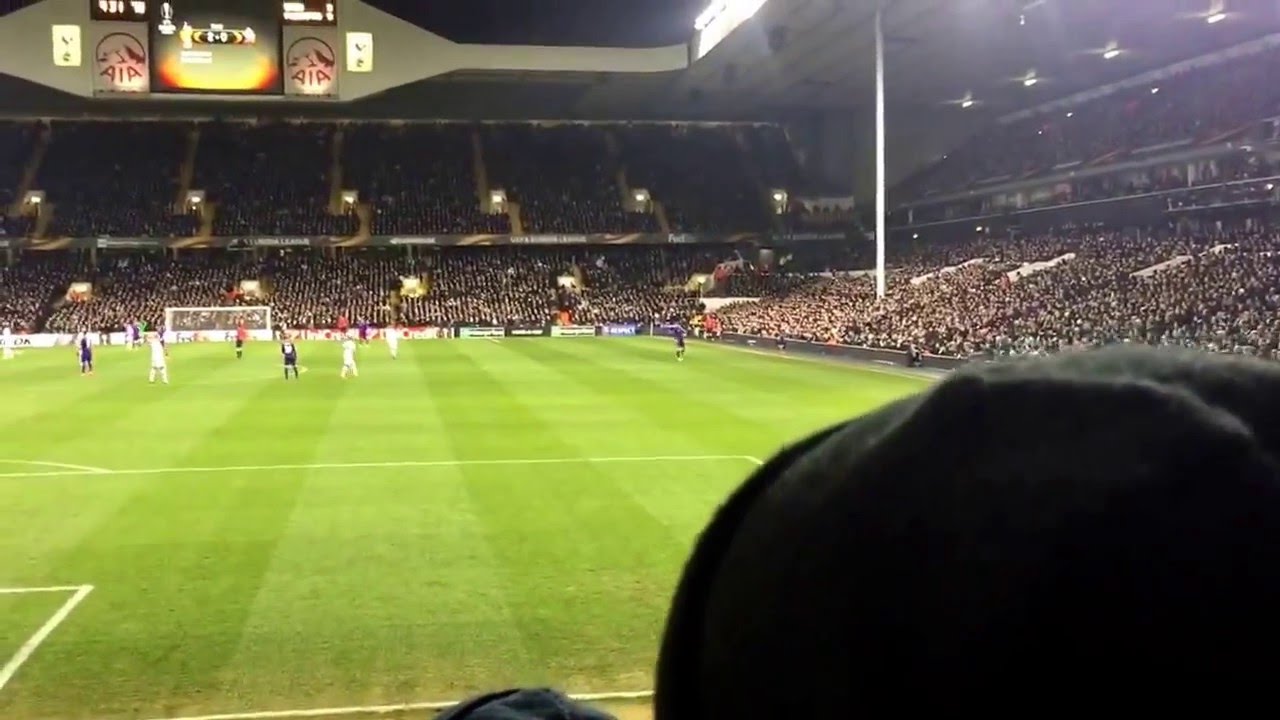 WE'RE THE PARK LANE. WE'RE THE SHELF SIDE | Tottenham vs Fiorentina (25.02.16) | HD