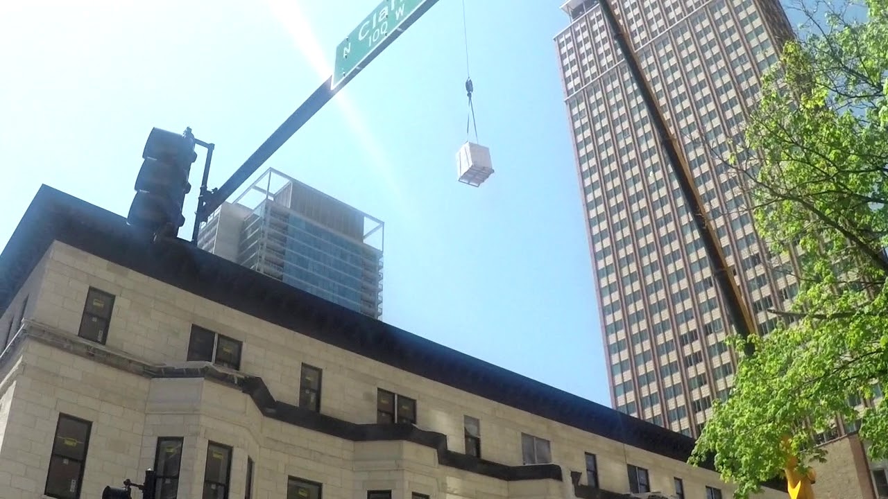 Toolbox Talk: Suspended Loads