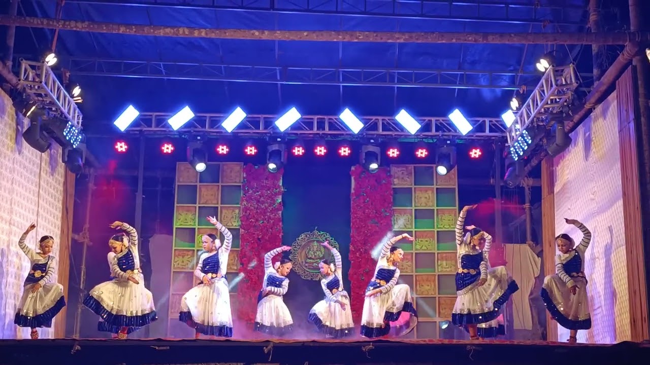 #dance #temple #kollam #kerala #godsowncountry #viralvideo #bharatanatyam #beauty #nature