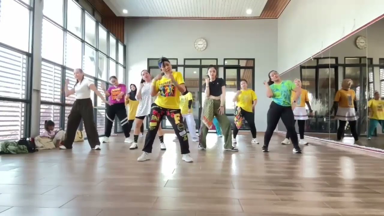 TikTok Zumba zin 117 Zumba dance fitness zin volume 117 workout dance fitness zin 118