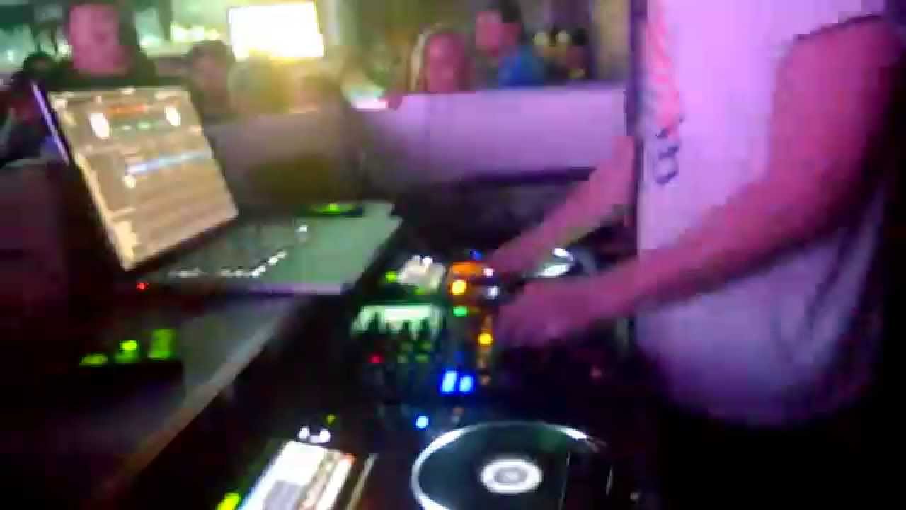 DJ Tonka @ BAKER STREET 08.02.2015