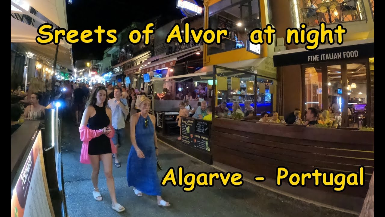 Streets of Alvor at night