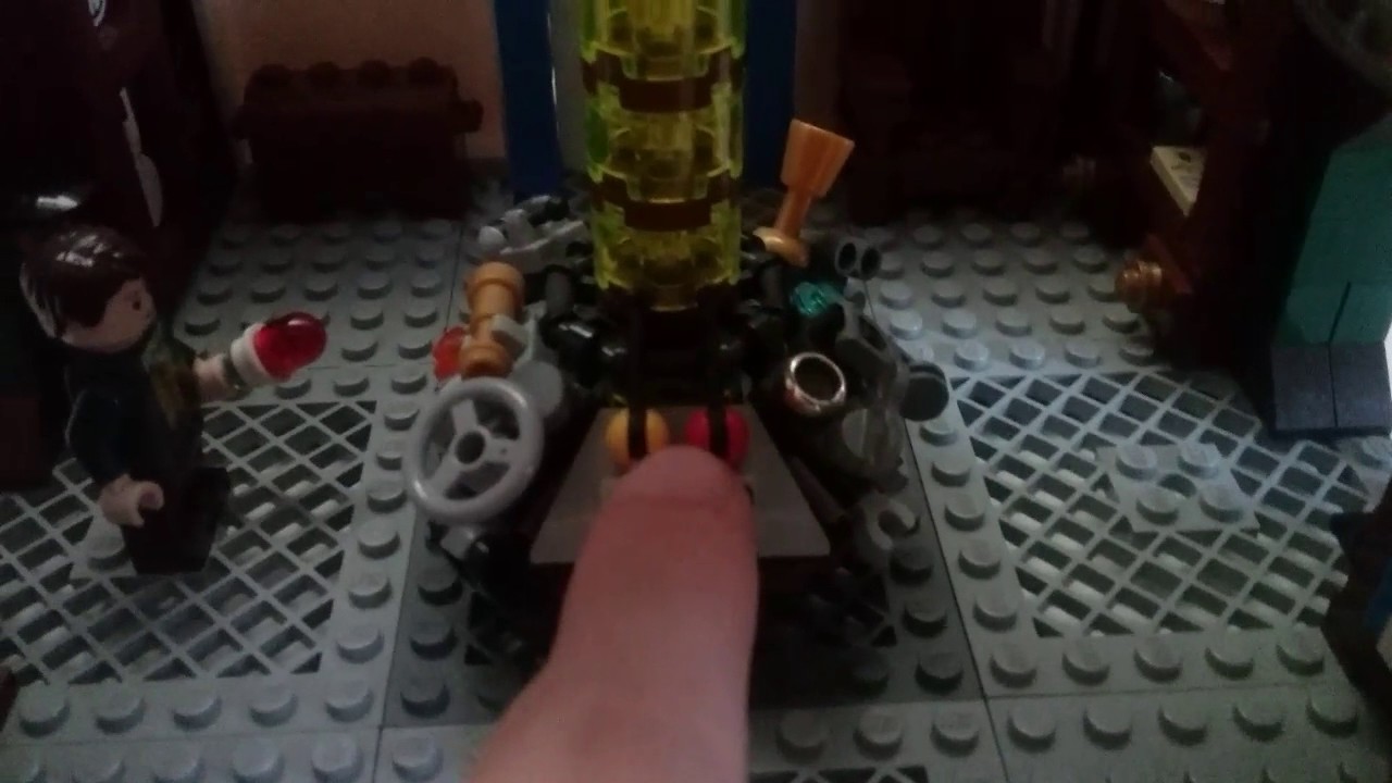 Lego Doctor Who custom Tardis Interior