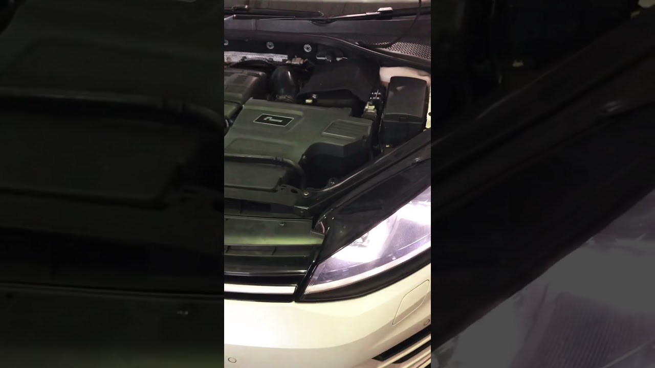 VW 7R Racingline R600 Cold Air intake sound.