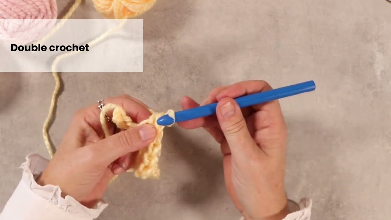 How to crochet a double crochet stitch